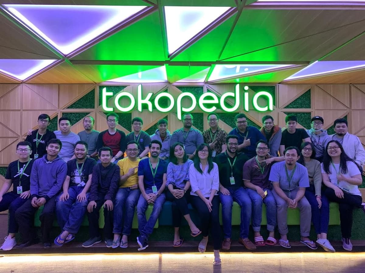 Saya dan teman-teman di Tokopedia