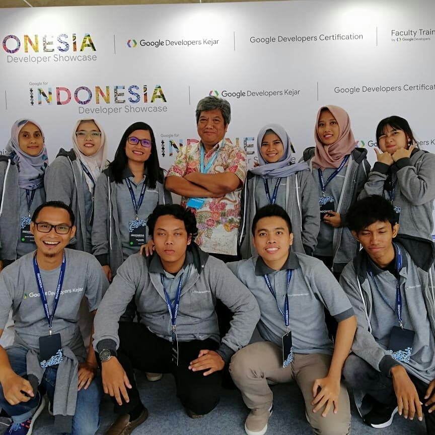 Cover Experience in become facilitator Google Developer Kejar - Mobile Web Specialist 2018